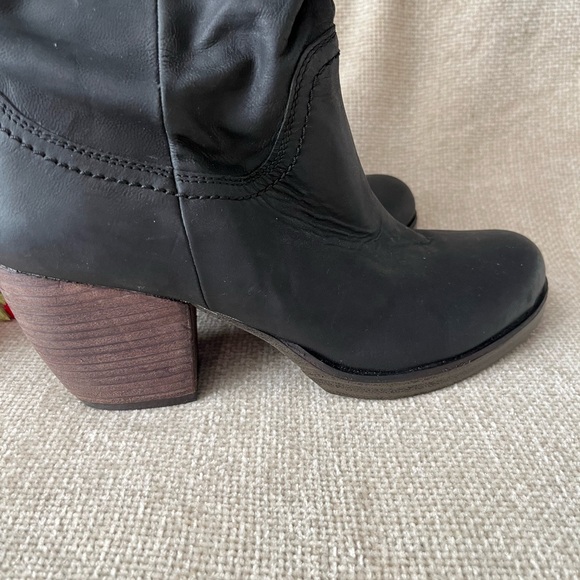 Steve Madden Women's Black Leather Trustee Slouch Ankle Boots Size 10 - Picture 8 of 10